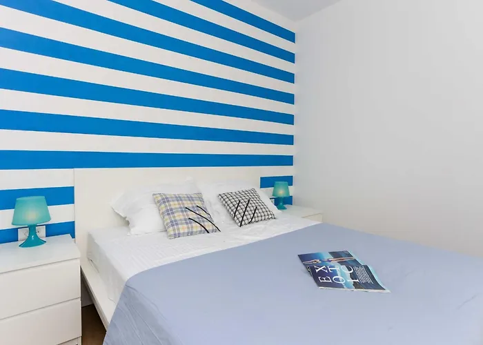 Karmen - Comfort One-bedroom With Terrace Marine Apartment Dubrovnik